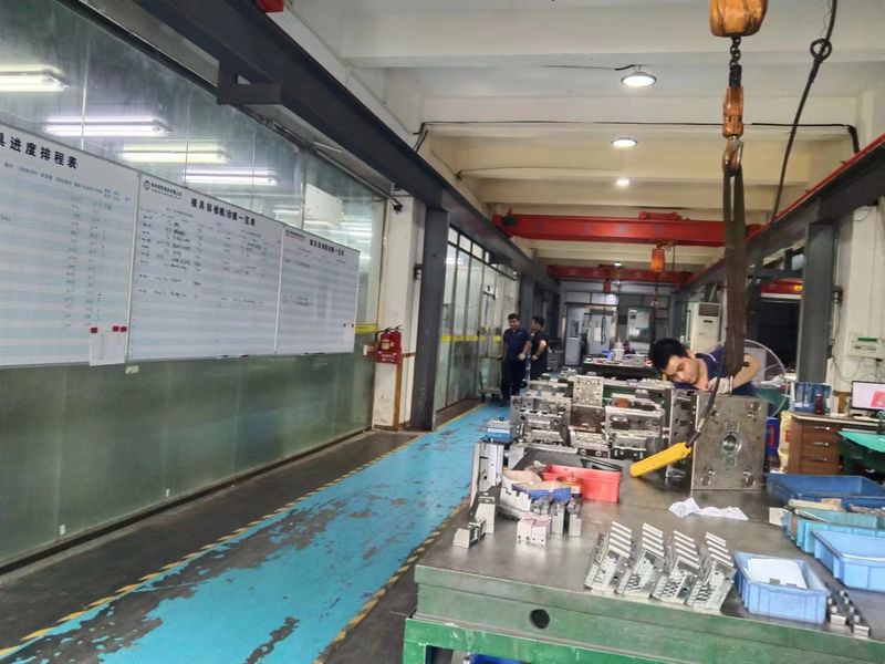 Dongguan JoonPang Plastic Mold Co., Ltd. lini produksi pabrikan